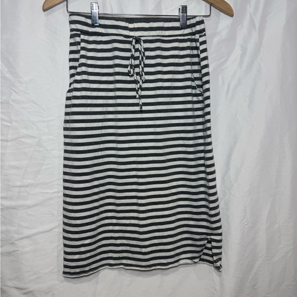 7th Ray Black and White Striped Skirt with Pockets | Women’s Small